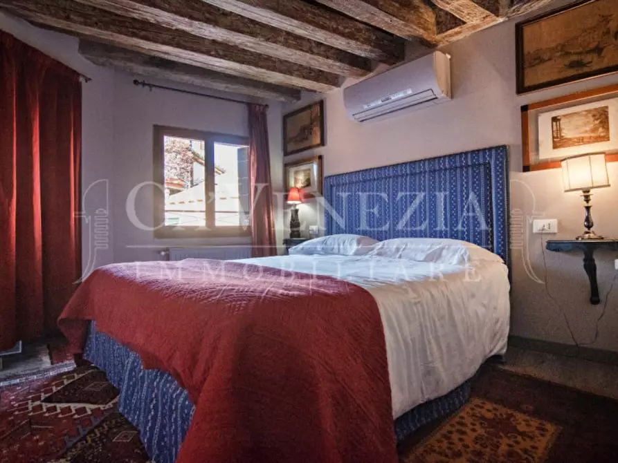 Immagine 8 di Appartamento in vendita  a Venezia