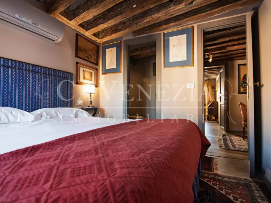 Immagine 10 di Appartamento in vendita  a Venezia
