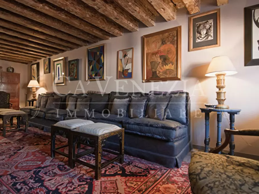 Immagine 19 di Appartamento in vendita  a Venezia