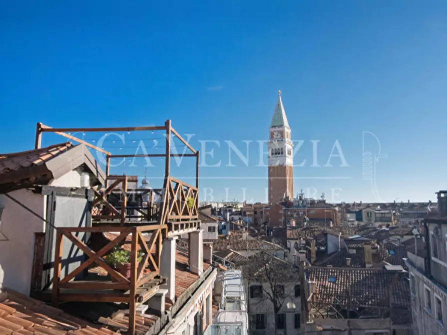 Immagine 24 di Appartamento in vendita  a Venezia