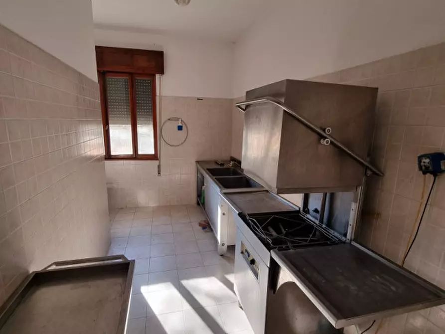 Immagine 23 di Attività commerciale in vendita  in piazzale orlandino calaon a Vo