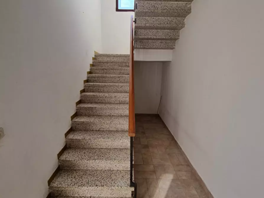 Immagine 27 di Attività commerciale in vendita  in piazzale orlandino calaon a Vo