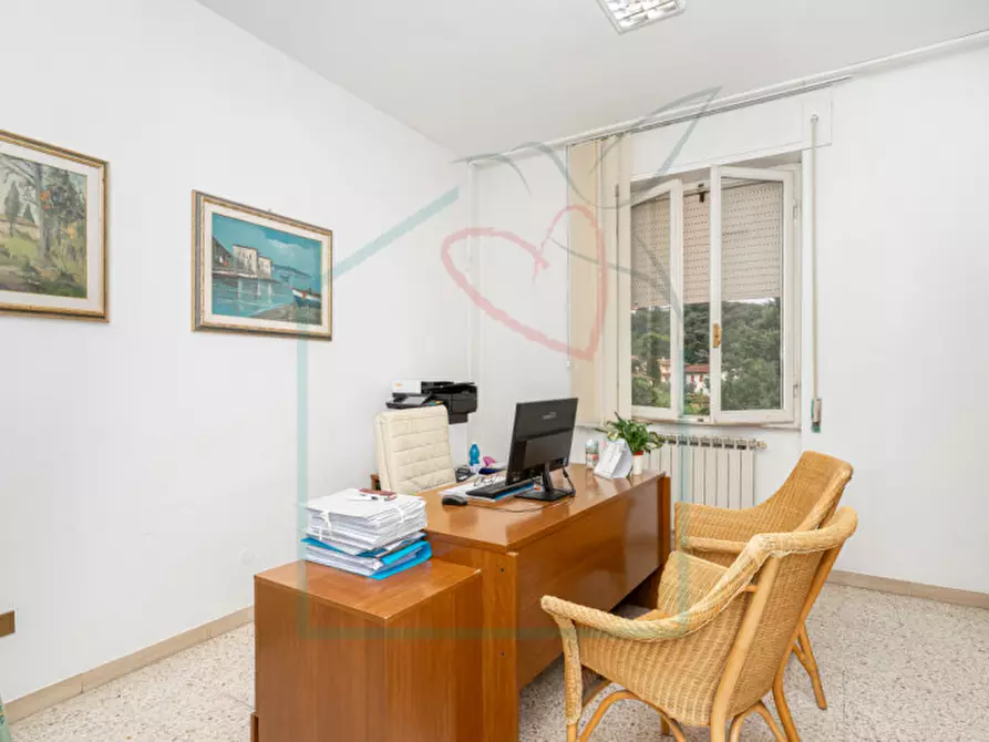 Immagine 4 di Appartamento in vendita  in Via Fratta , 5 a Sarzana