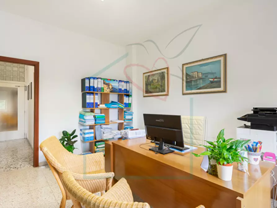 Immagine 5 di Appartamento in vendita  in Via Fratta , 5 a Sarzana