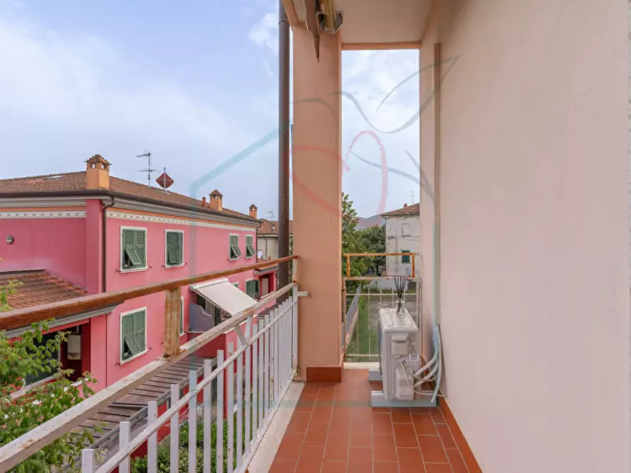 Immagine 16 di Appartamento in vendita  in Via Fratta , 5 a Sarzana