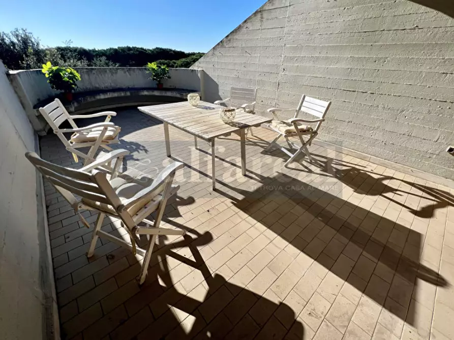 Immagine 2 di Casa quadrifamiliare in vendita  a Castiglione Della Pescaia