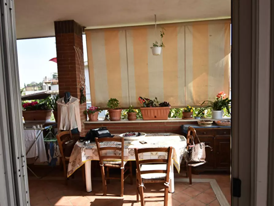 Immagine 6 di Casa quadrifamiliare in vendita  in Via delle Moratelle a Roma