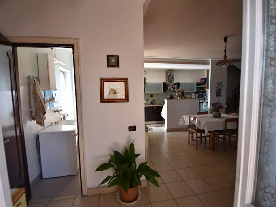 Immagine 8 di Casa quadrifamiliare in vendita  in Via delle Moratelle a Roma