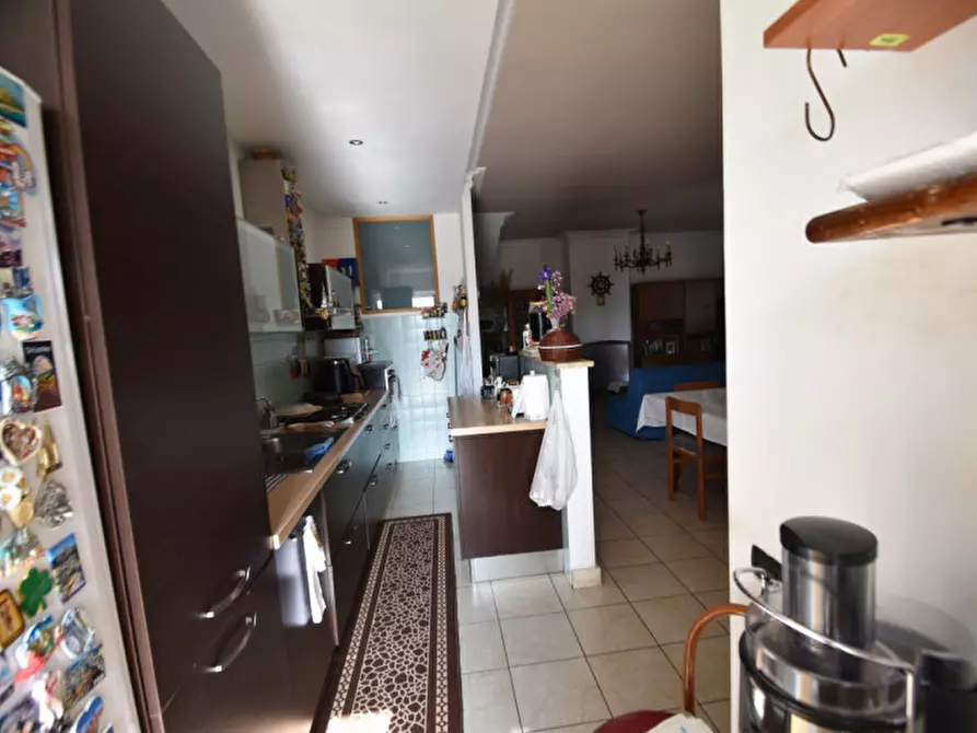 Immagine 12 di Casa quadrifamiliare in vendita  in Via delle Moratelle a Roma