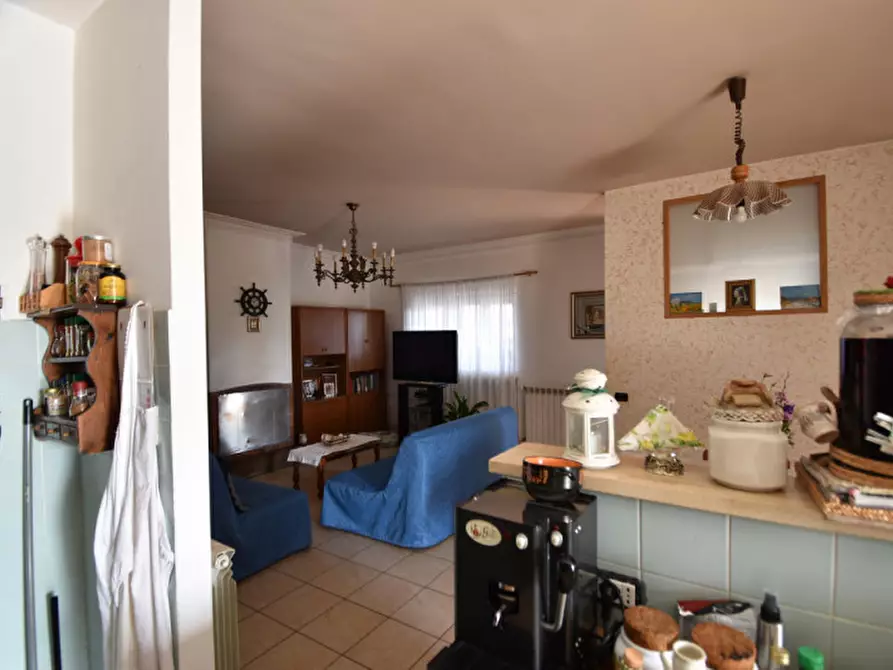 Immagine 13 di Casa quadrifamiliare in vendita  in Via delle Moratelle a Roma