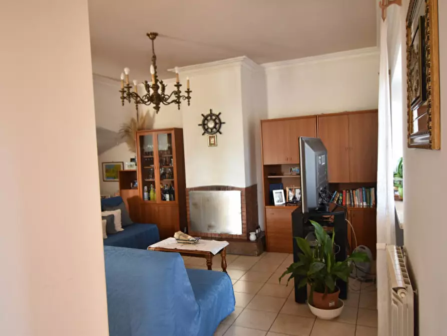 Immagine 18 di Casa quadrifamiliare in vendita  in Via delle Moratelle a Roma