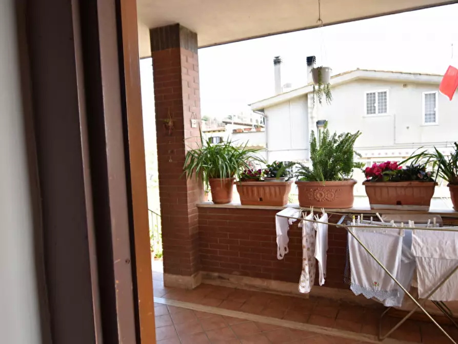 Immagine 19 di Casa quadrifamiliare in vendita  in Via delle Moratelle a Roma