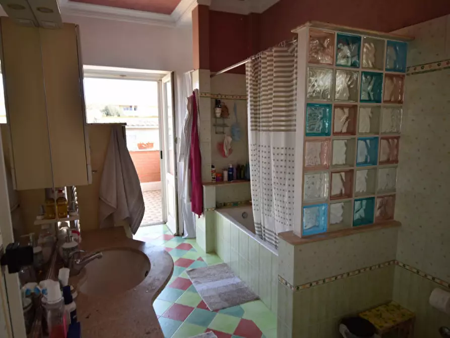 Immagine 31 di Casa quadrifamiliare in vendita  in Via delle Moratelle a Roma