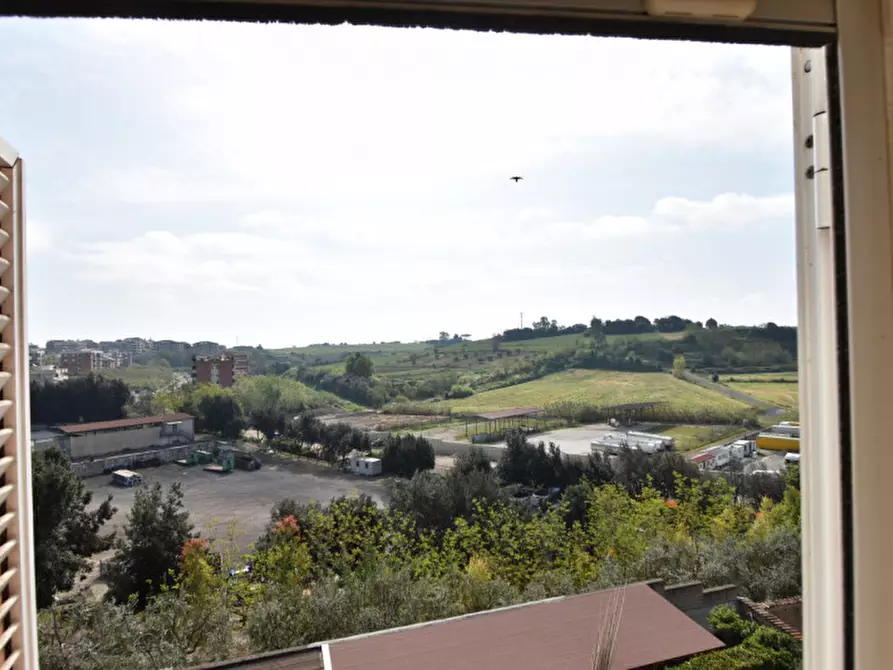 Immagine 58 di Casa quadrifamiliare in vendita  in Via delle Moratelle a Roma