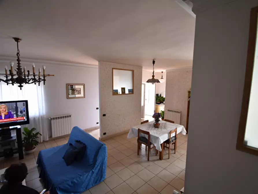 Immagine 71 di Casa quadrifamiliare in vendita  in Via delle Moratelle a Roma