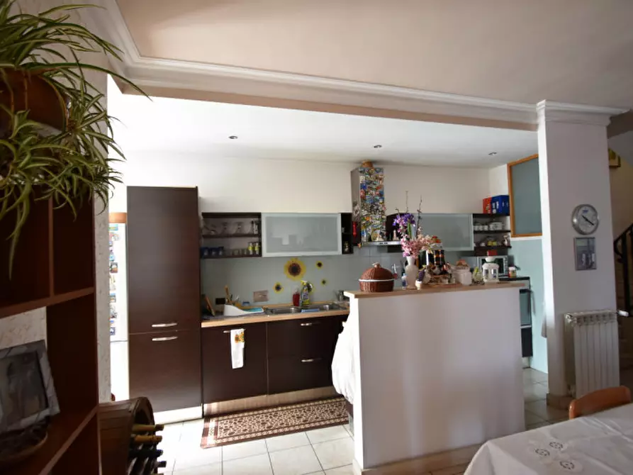 Immagine 72 di Casa quadrifamiliare in vendita  in Via delle Moratelle a Roma