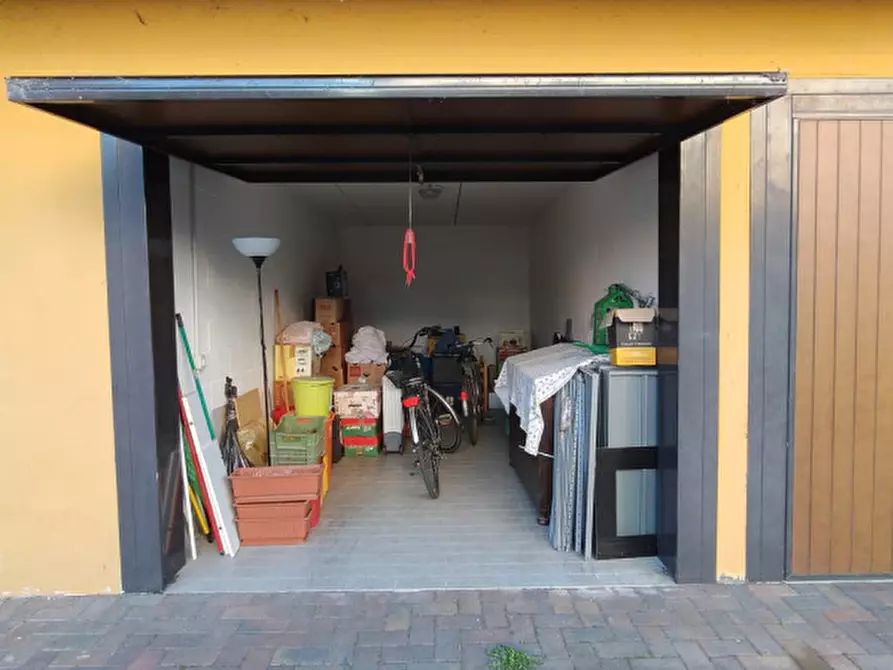 Immagine 16 di Appartamento in vendita  in VIA GENOVA 26 a San Felice Sul Panaro