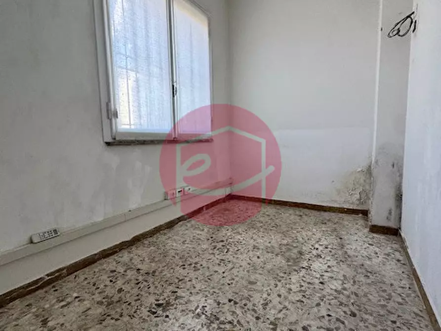 Immagine 7 di Negozio in vendita  a Santarcangelo Di Romagna