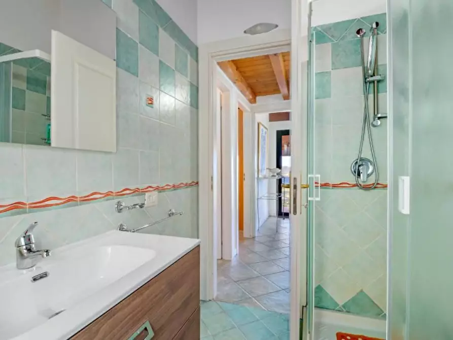 Immagine 29 di Villa in vendita  in via cugnana a Olbia