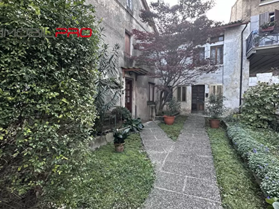 Immagine 1 di Rustico / casale in vendita  in Via Libertà, 98 a Piovene Rocchette