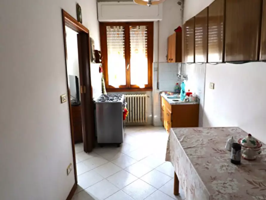 Immagine 8 di Casa indipendente in vendita  a Montevarchi