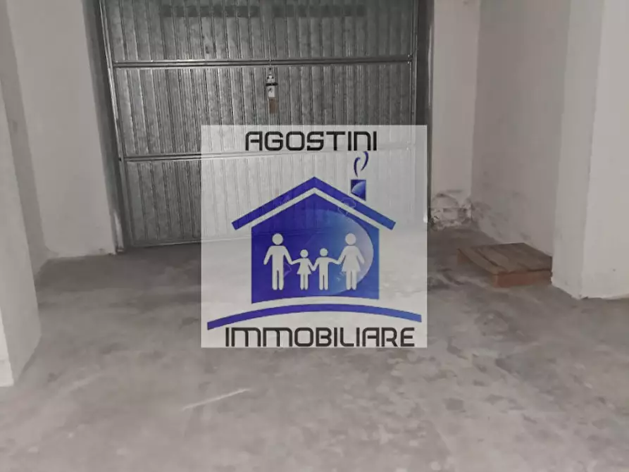 Immagine 29 di Appartamento in vendita  a Ascoli Piceno