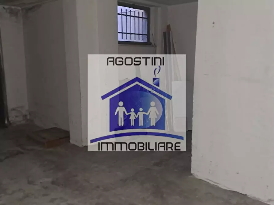 Immagine 30 di Appartamento in vendita  a Ascoli Piceno