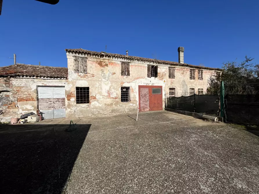 Immagine 4 di Rustico / casale in vendita  in Via Are a Noventa Vicentina