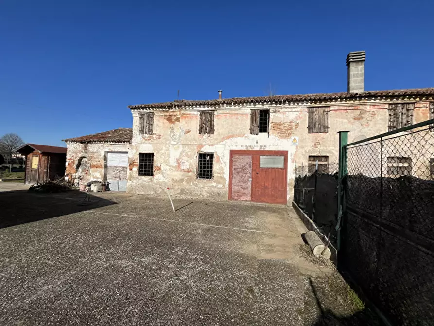 Immagine 5 di Rustico / casale in vendita  in Via Are a Noventa Vicentina