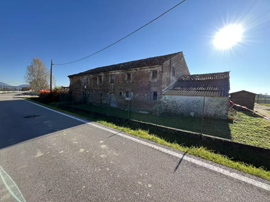 Immagine 10 di Rustico / casale in vendita  in Via Are a Noventa Vicentina