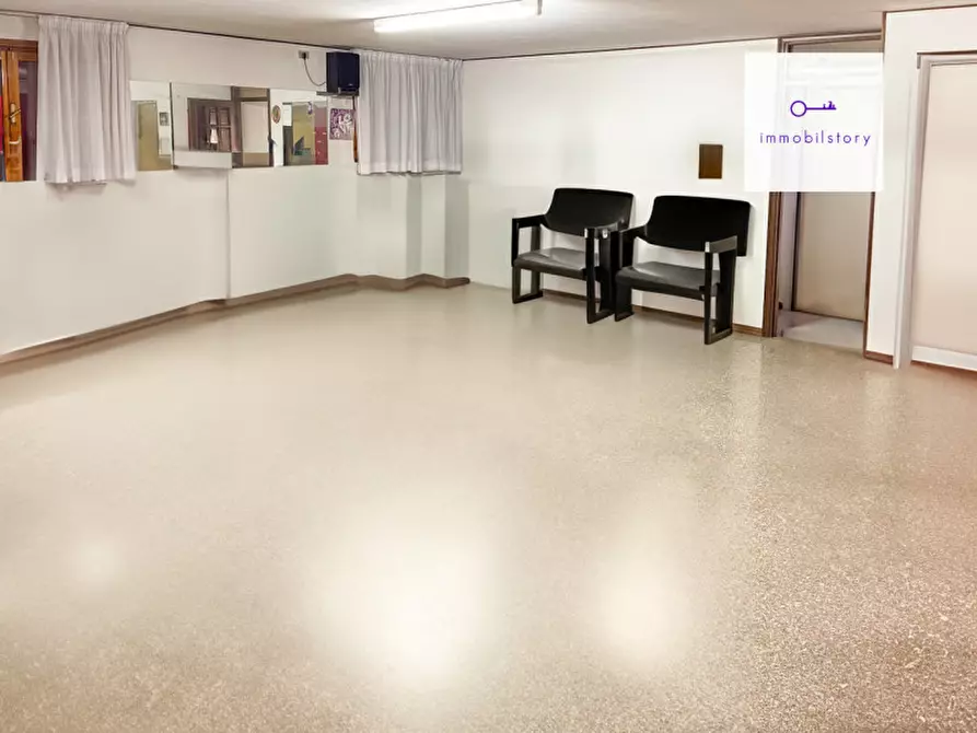 Immagine 42 di Villa in vendita  a Solesino