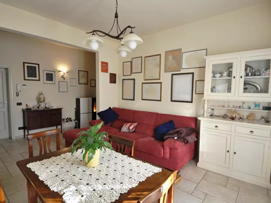 Immagine 6 di Appartamento in vendita  a Loro Ciuffenna