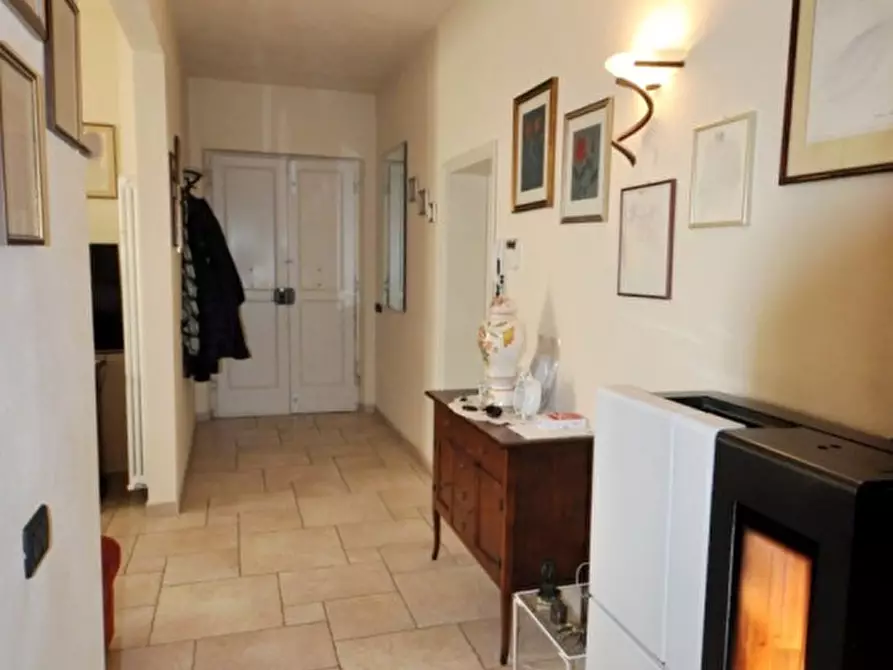 Immagine 19 di Appartamento in vendita  a Loro Ciuffenna