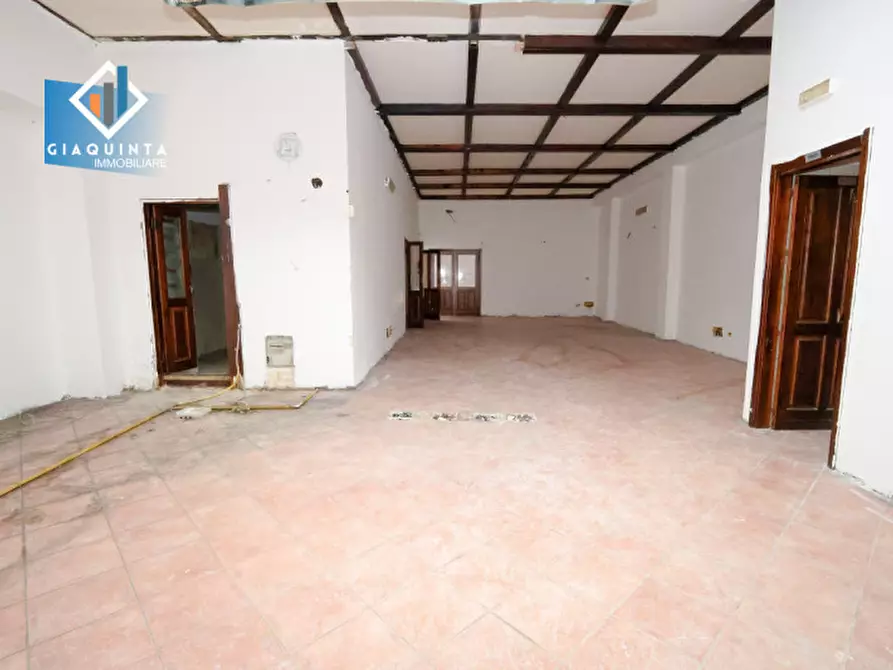 Immagine 4 di Negozio in vendita  in via San Damiano n.03 a Palagonia