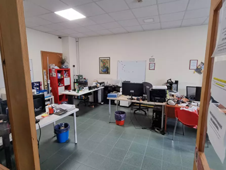 Immagine 5 di Capannone industriale in vendita  a Chieti