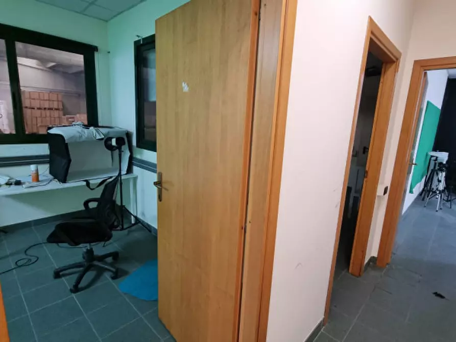 Immagine 20 di Capannone industriale in vendita  a Chieti