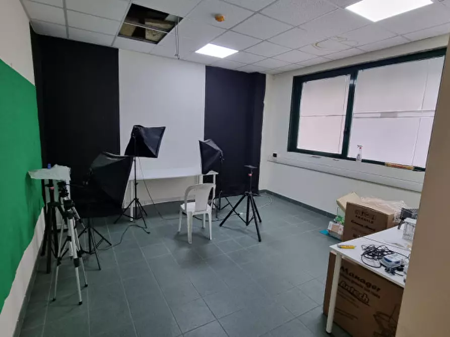 Immagine 24 di Capannone industriale in vendita  a Chieti