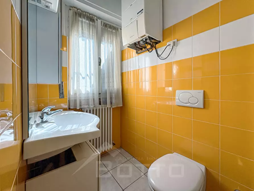 Immagine 11 di Appartamento in vendita  in Vicolo Pasquello 4 a Omegna