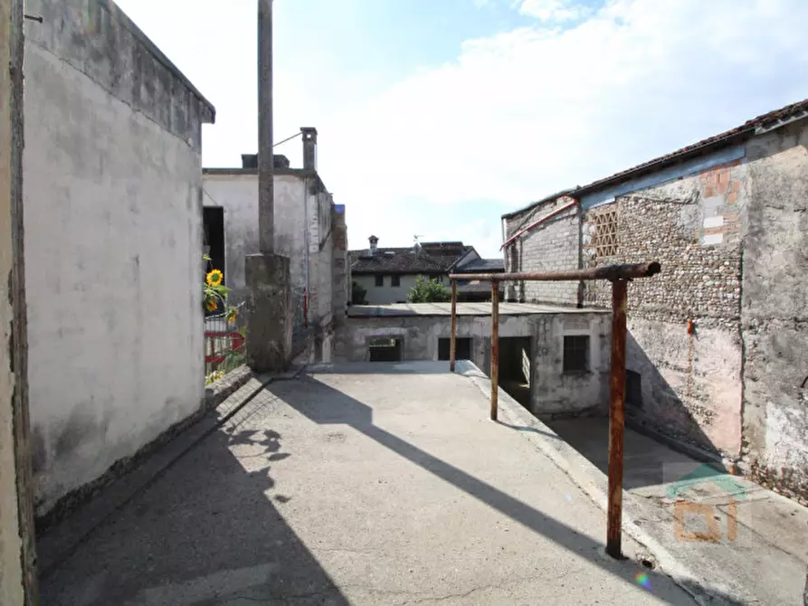 Immagine 16 di Villetta a schiera in vendita  in Via Roma, civ. 86 a San Vito Al Torre