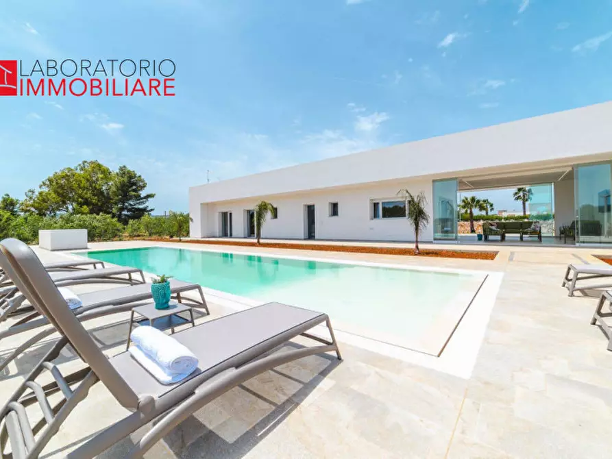 Immagine 2 di Villa in vendita  in C.da Pezze Morelli a Carovigno