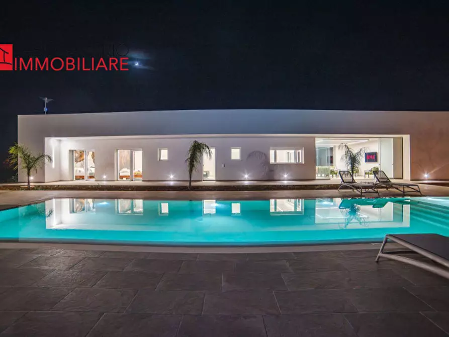 Immagine 55 di Villa in vendita  in C.da Pezze Morelli a Carovigno