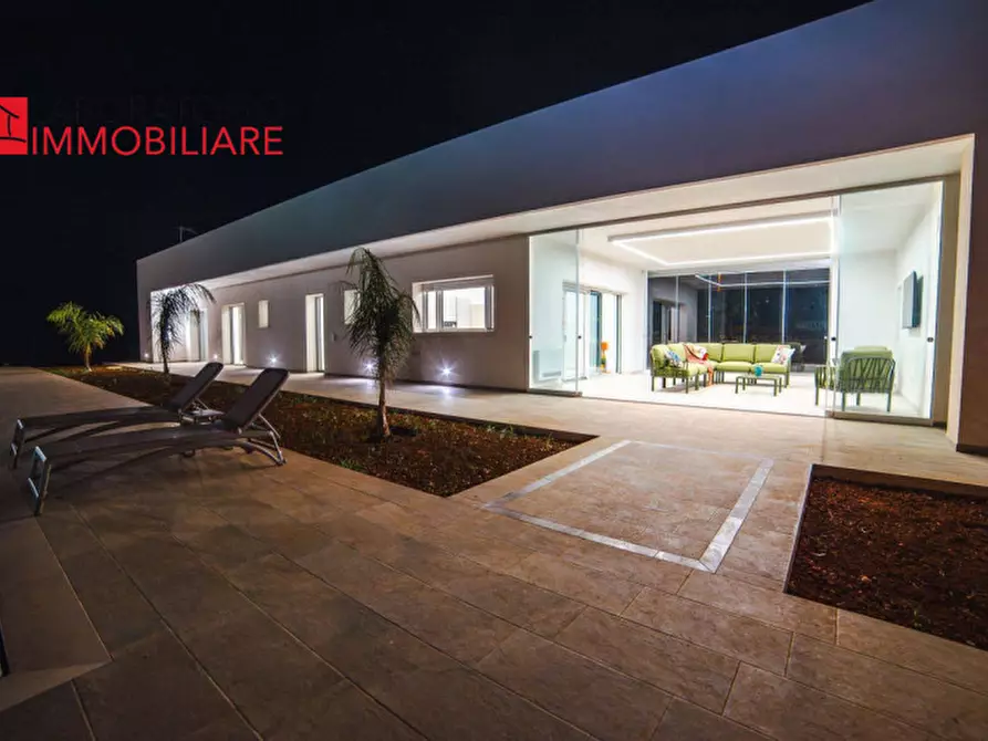 Immagine 57 di Villa in vendita  in C.da Pezze Morelli a Carovigno