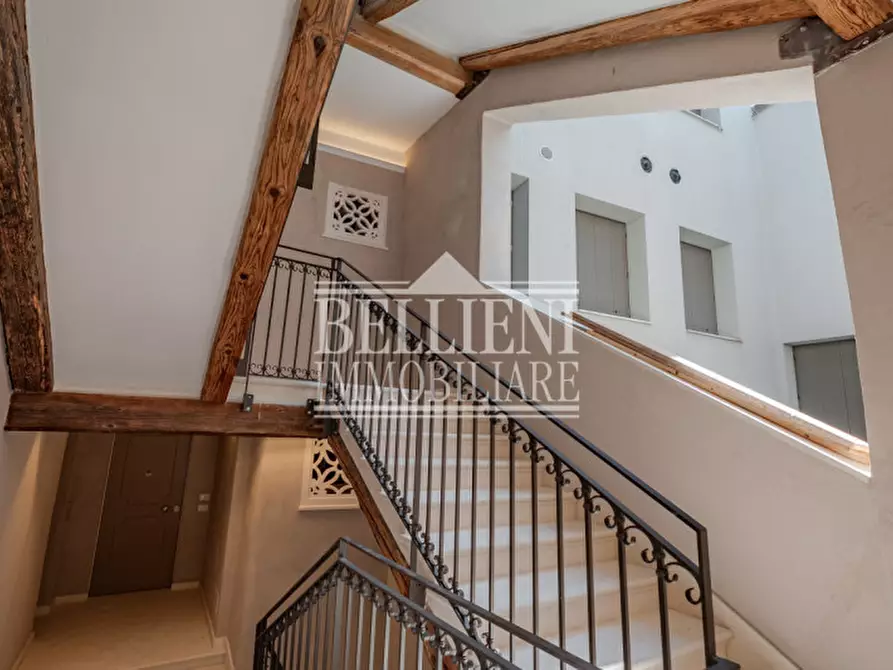 Immagine 4 di Attico in vendita  in Contra' Do Rode a Vicenza