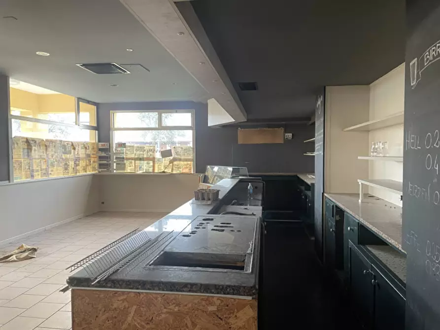 Immagine 7 di Attività commerciale in vendita  in Via Cavin dei Cavai a Asolo