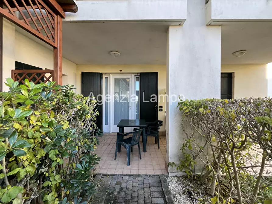 Immagine 1 di Villetta a schiera in vendita  in Viale dei Gabbiani a Caorle