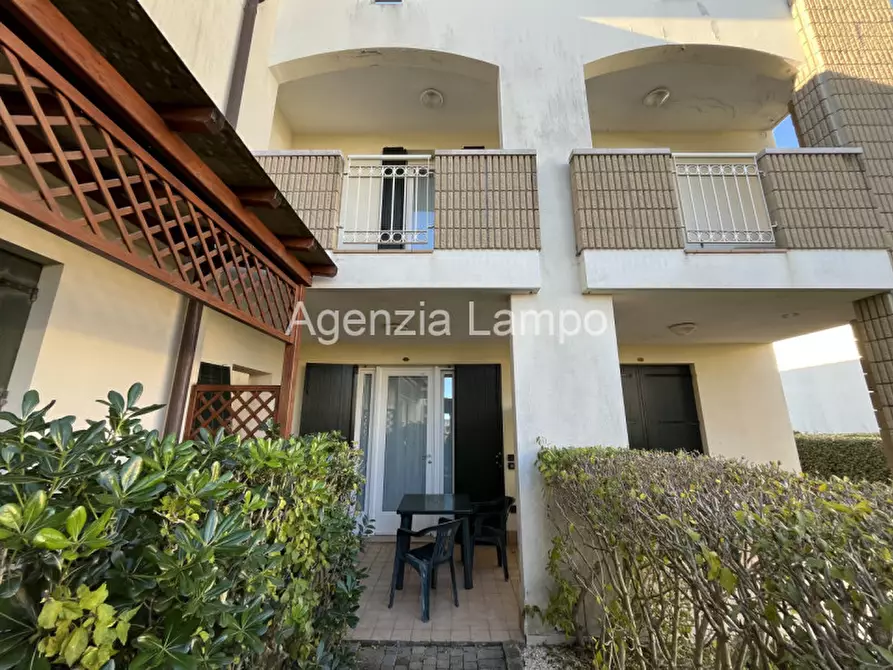Immagine 2 di Villetta a schiera in vendita  in Viale dei Gabbiani a Caorle
