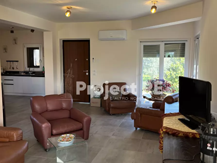 Immagine 16 di Villa in vendita  in Strada Statale 106 km 111  Roccella Jonica a Roccella Ionica