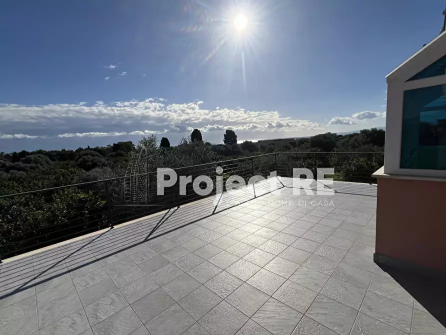 Immagine 23 di Villa in vendita  in Strada Statale 106 km 111  Roccella Jonica a Roccella Ionica