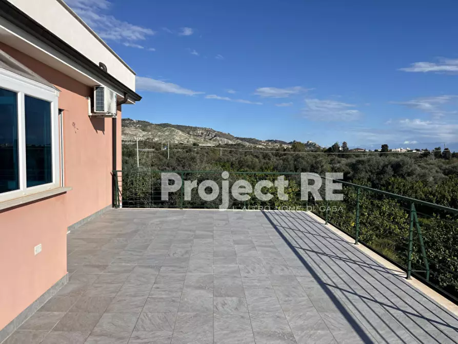 Immagine 26 di Villa in vendita  in Strada Statale 106 km 111  Roccella Jonica a Roccella Ionica