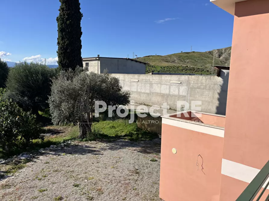 Immagine 27 di Villa in vendita  in Strada Statale 106 km 111  Roccella Jonica a Roccella Ionica